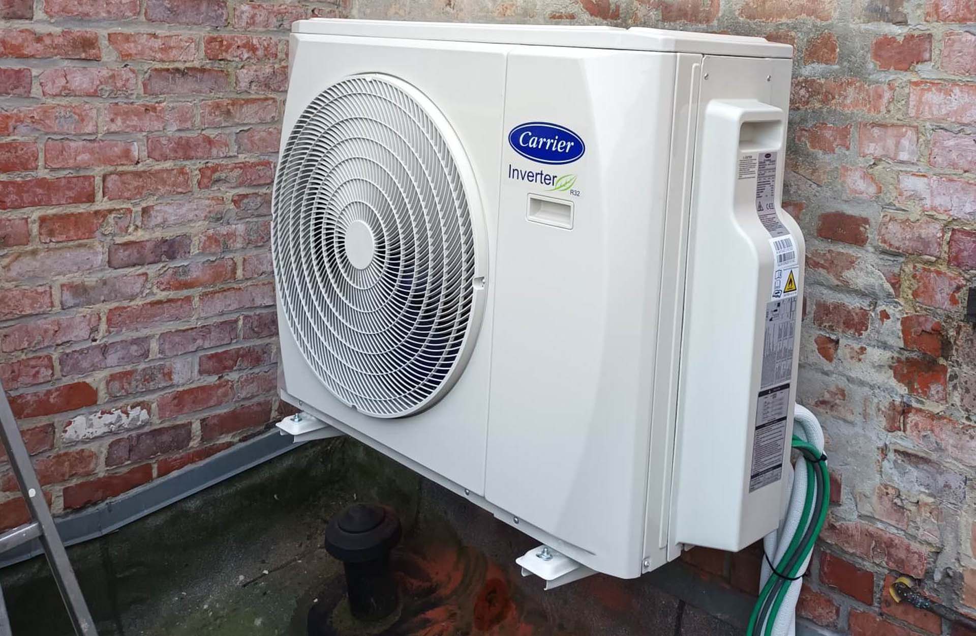 Airco met buitenunit laten plaatsen