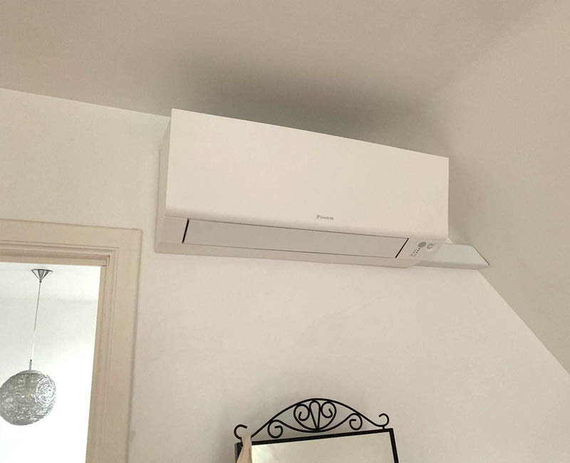 Airco met buitenunit laten plaatsen