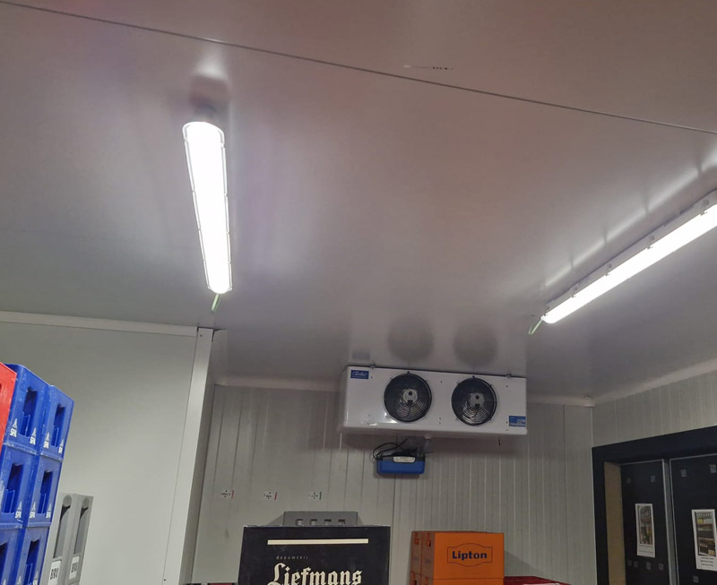 Koelruimte dranken bowling te Latem
